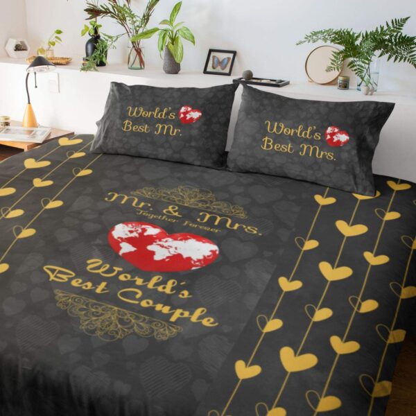 Mr Mrs World's Best Couple Bedsheet With 2 Pillow Cover