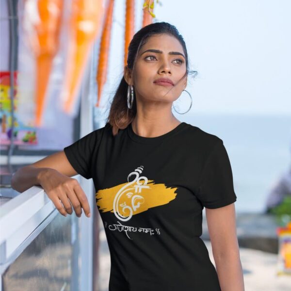 TheYaYaCafe® Ganesh Ji Printed Women's Cotton T-Shirt, Round Neck, Half Sleeve Ganesh Chaturthi T-Shirt for Women